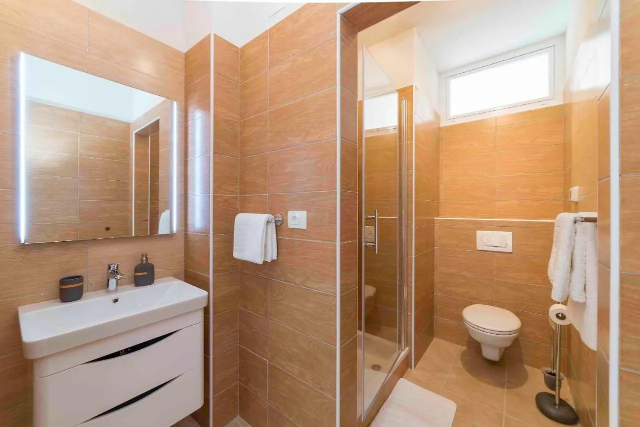 Sunset House Apartman Kampor